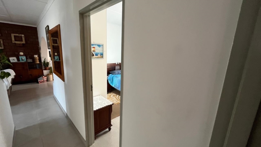 2 Bedroom Property for Sale in Wavecrest Eastern Cape
